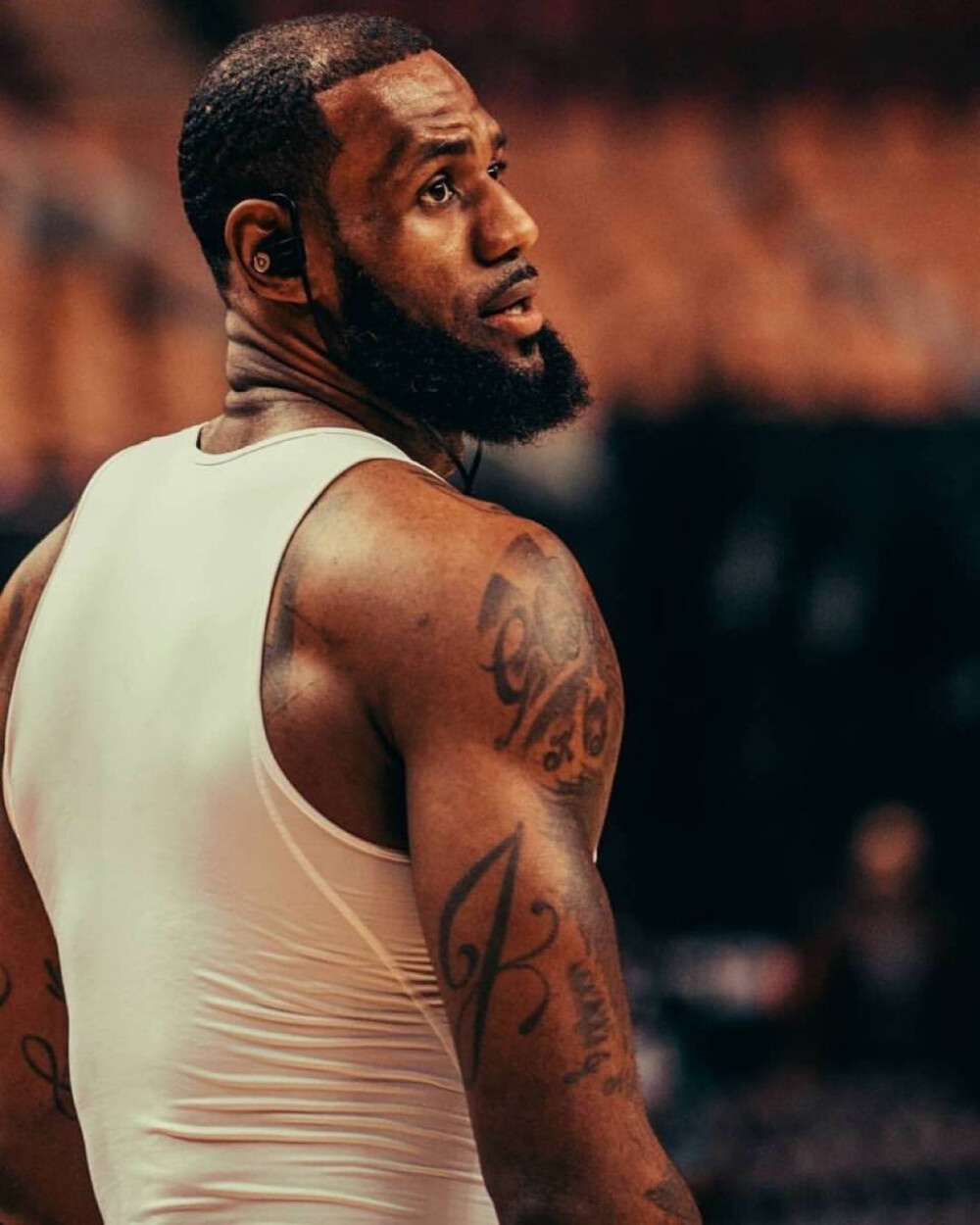 首个先锋 首个先锋